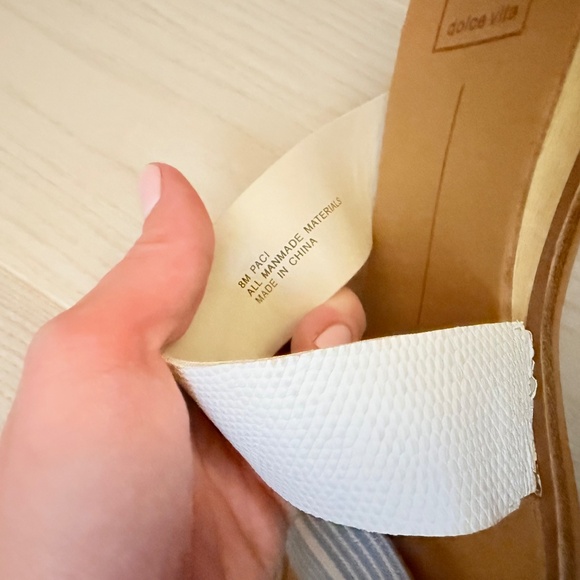 DOLCE VITA PACI SANDAL SIZE 8 BLUE AND WHITE - Picture 5 of 6